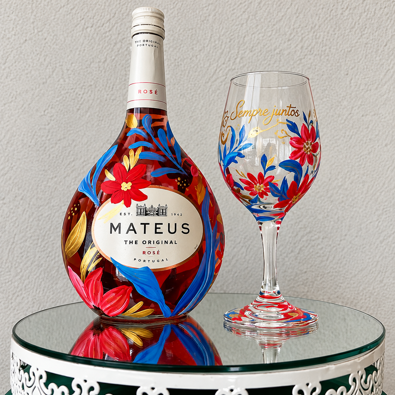 Kit Vinho Mateus Rosé com Taça Personalizada – Presente Especial
